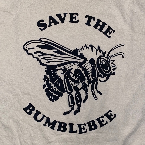 Save The Bumblebee T-Shirt - Picture 4 of 6